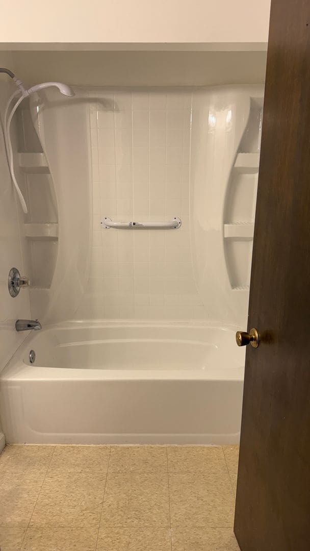 Building Photo - 1562 Kimberly St