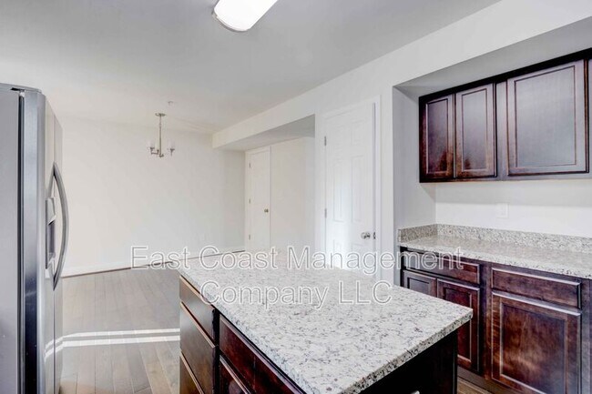 Building Photo - 137 Winters Ln