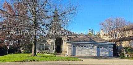 Building Photo - COMING SOON!!!  Large 3 Bedroom home near Folsom High on oversized lot