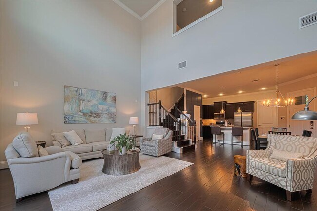 Building Photo - 8418 Oak Leaf Point Dr