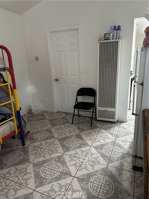 Building Photo - 210 S Main St