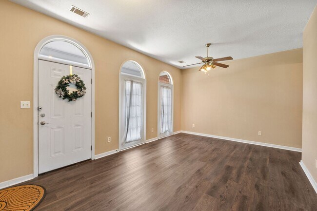 Building Photo - 928 Hunting Horn Wy