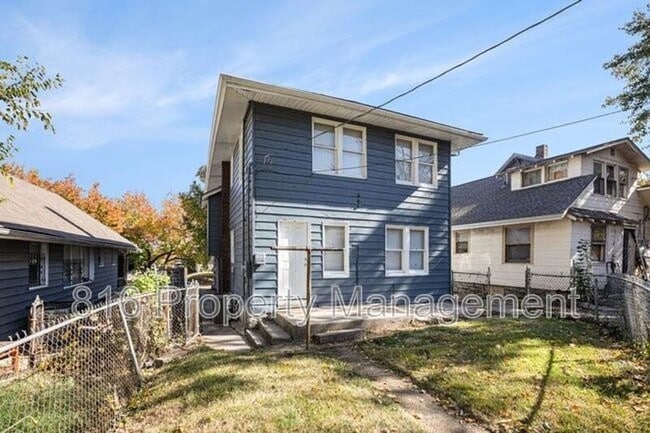 Building Photo - 2922 Bales Ave