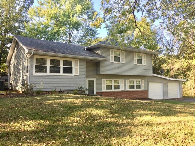 Primary Photo - 2308 Chapel Hill Rd