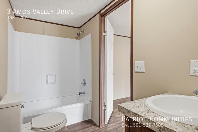 Building Photo - 3 Amos Valley Dr