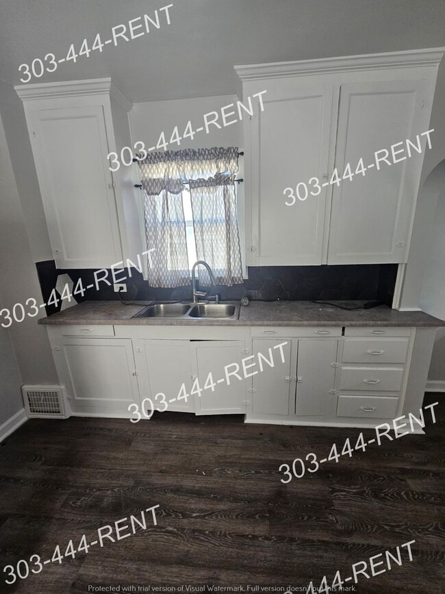 Building Photo - 4500 Pennsylvania St
