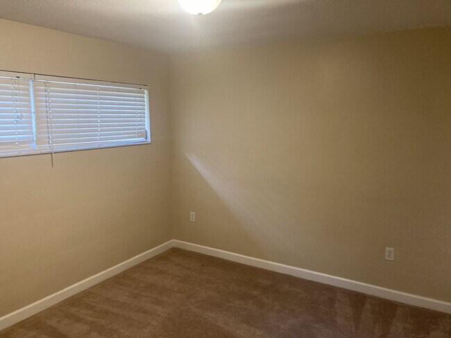 Building Photo - 3BD/2BA HOME IN "OLDE WINDERMERE"