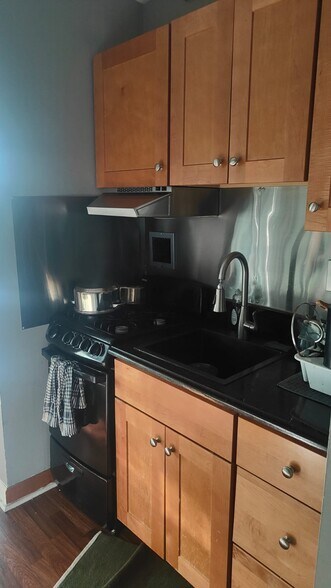 Building Photo - 1011 Arlington Blvd