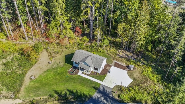 Building Photo - 32686 NE Big Rock Rd