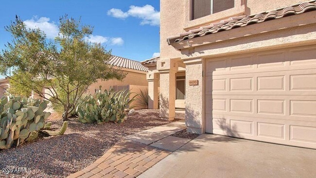 Building Photo - 4670 W Binner Dr