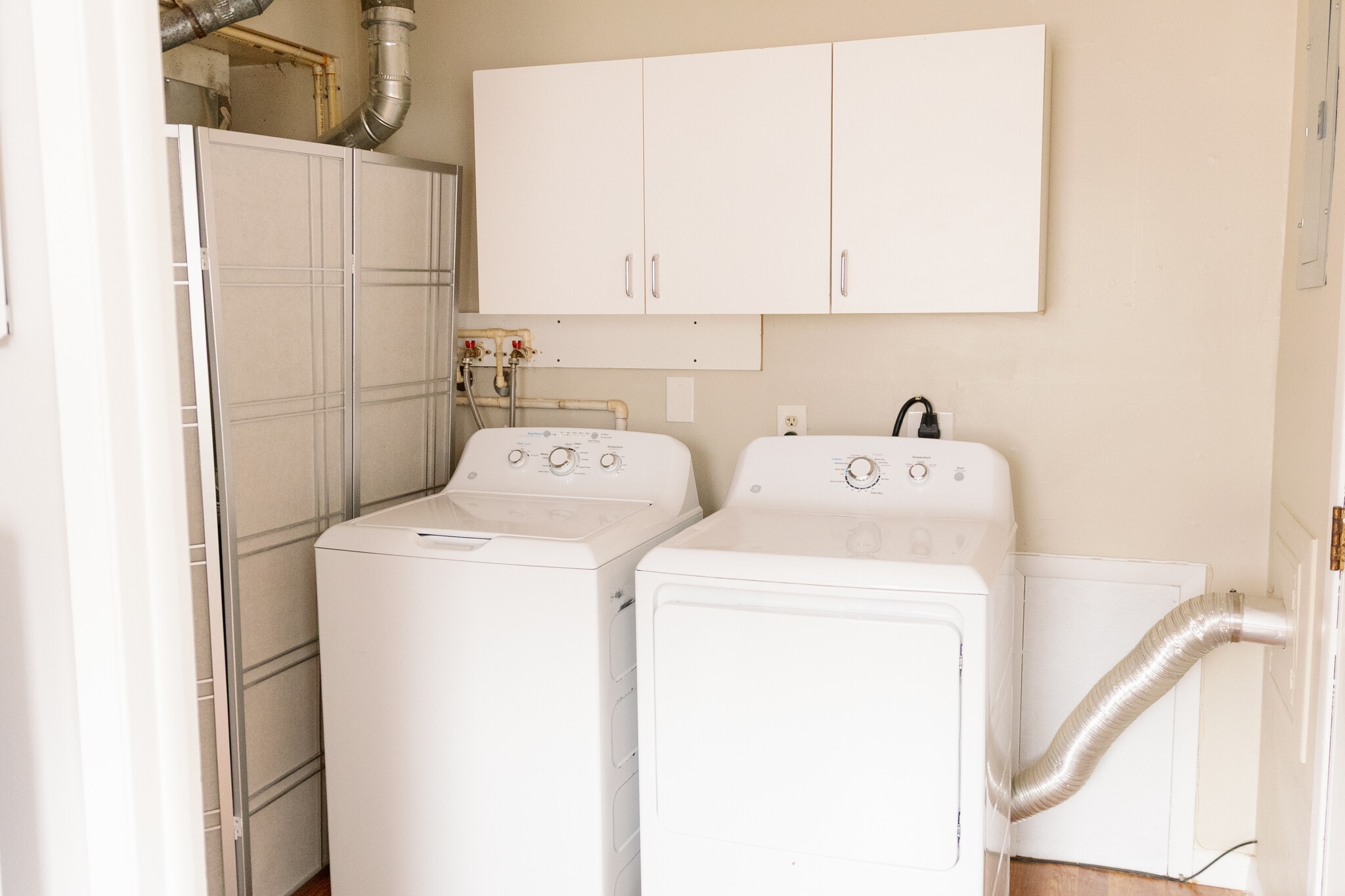 Building Photo - 12302 Milligan Ave