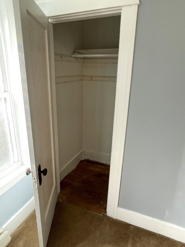 Building Photo - "Charming 3-Bedroom Apartment in Worcester...