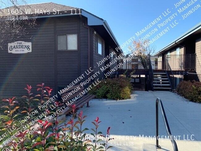 Building Photo - 1605 W Hays St
