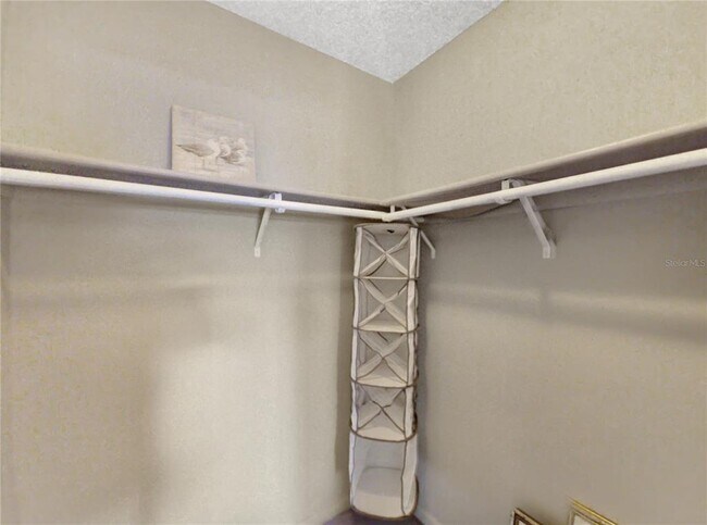 Building Photo - 504 Silver Course Cir