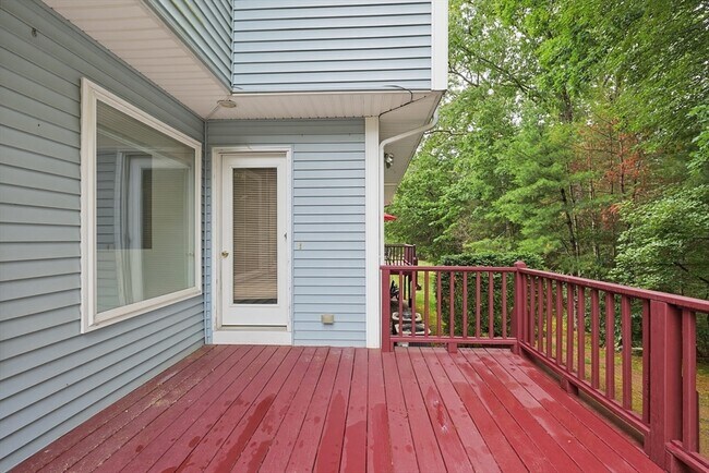 Building Photo - 3103 Maple Brook Rd