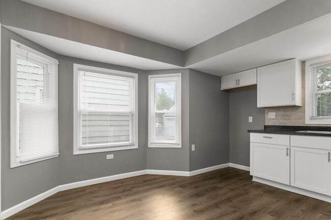 Building Photo - 4827 N 47th St