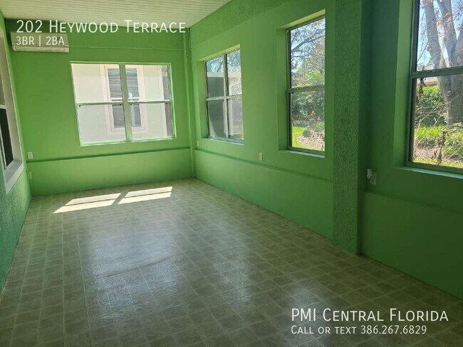 Building Photo - 202 Heywood Terrace