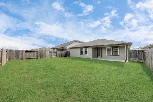 Building Photo - 7806 Cattleman Vly Dr