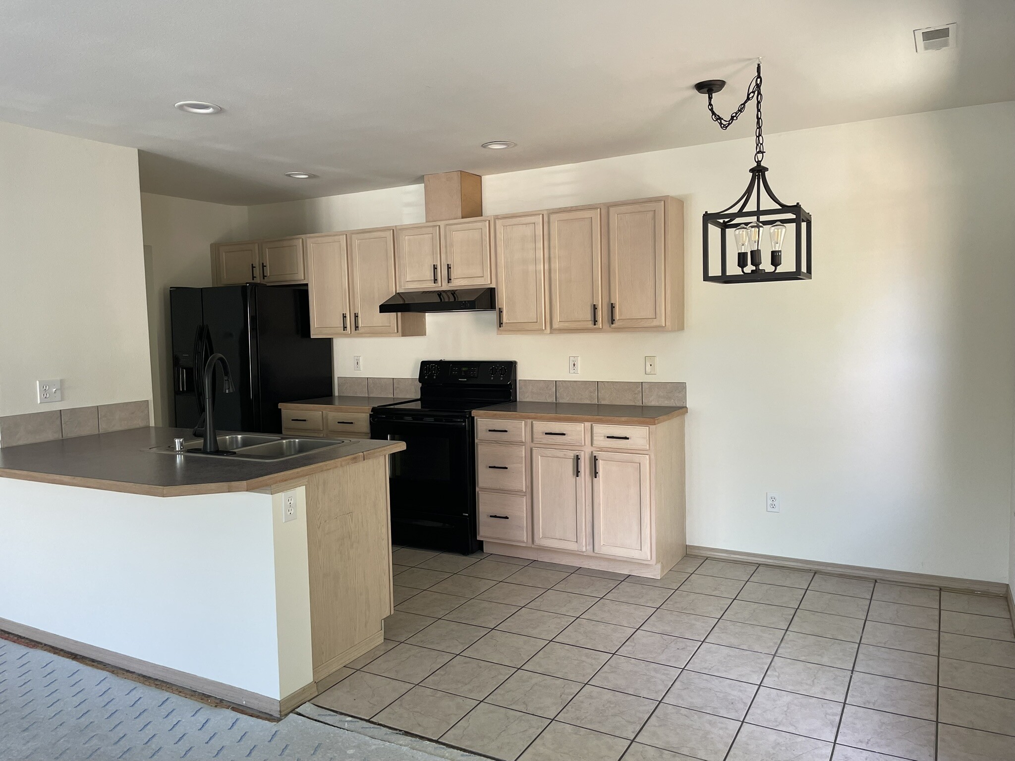 Building Photo - 1482 Estate Pl