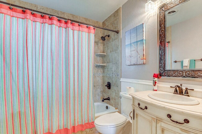 Building Photo - 2408 Brink Ave