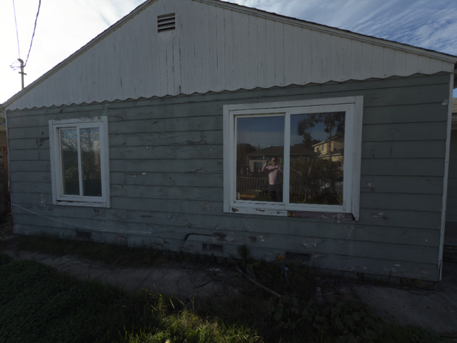 Building Photo - 1245 Laurel Ave