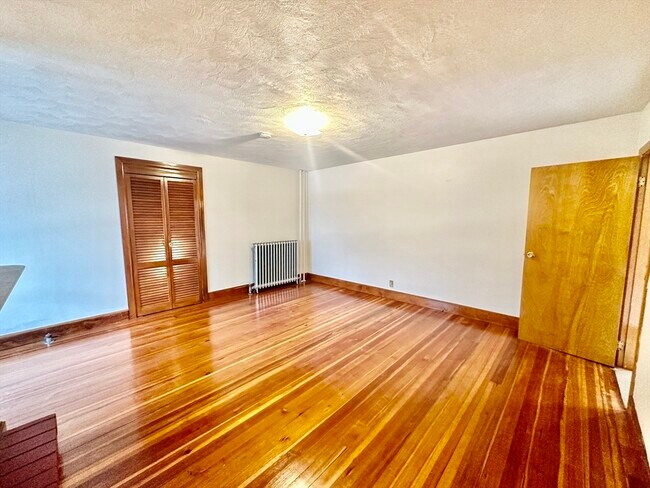 Building Photo - 30 South St