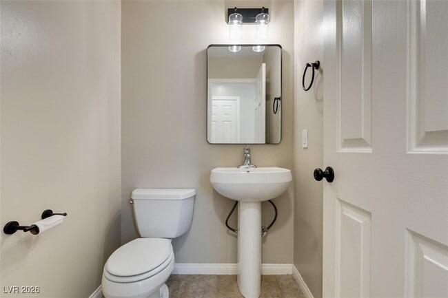 Building Photo - 25 Precipice Ct