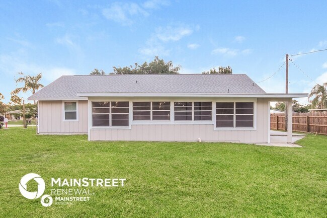 Building Photo - 466 Periwinkle Dr