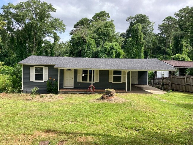 Primary Photo - 2/1 House in Carrollton- $1,195