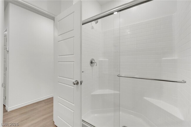 Building Photo - 600 N Carriage Hill Dr