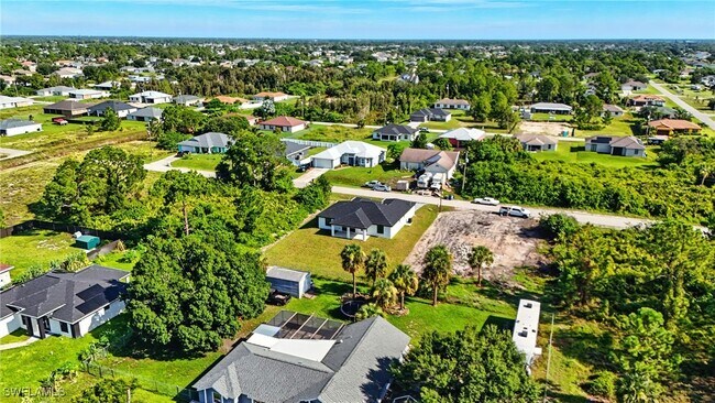 Building Photo - 2607 38th St SW