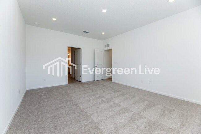 Building Photo - 3653 Belstead Wy