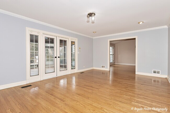 Building Photo - 756 Stonegate Rd