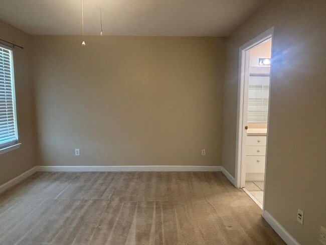 Building Photo - 4020 Colleton Ct