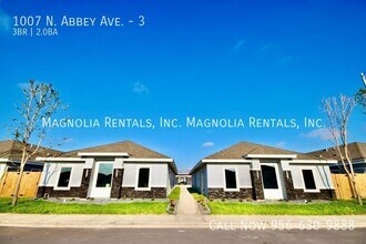 Building Photo - 1007 N Abbey Ave