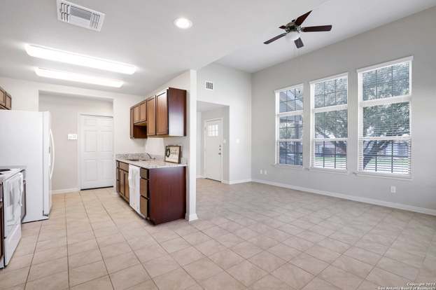Building Photo - 130 Villa Grande