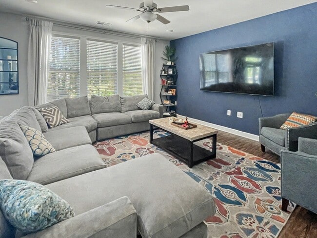 Building Photo - 81 Alder Creek Ct