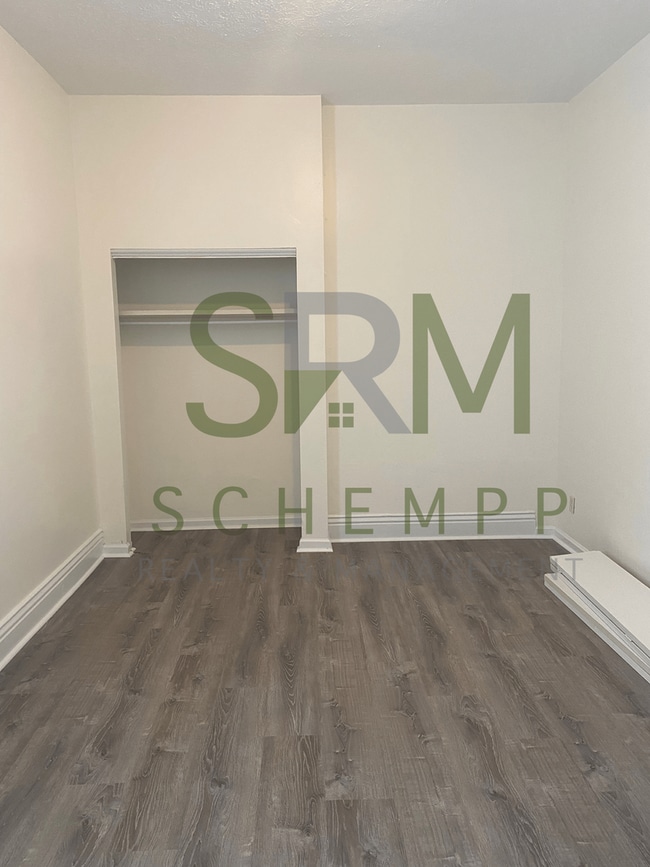 Building Photo - Updated three bedroom two bathroom home in West Louisville! *Section 8 accepted*