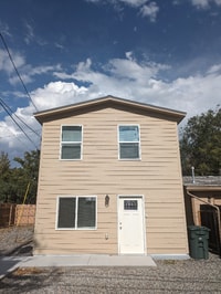 Building Photo - 930 Pinyon Ave