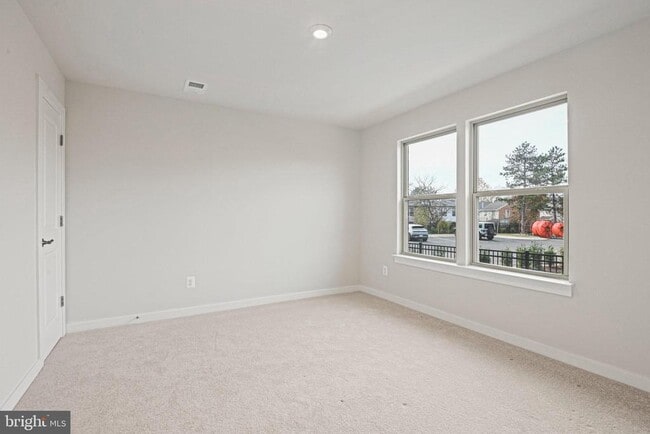 Building Photo - 2172 Glacier Rd