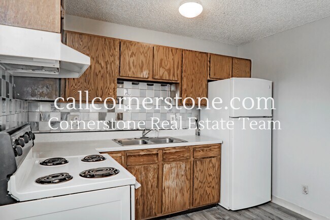 Building Photo - 1165 Chiricahua Loop
