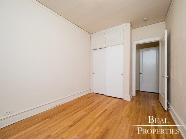 Building Photo - 1 bedroom in EVANSTON IL 60202