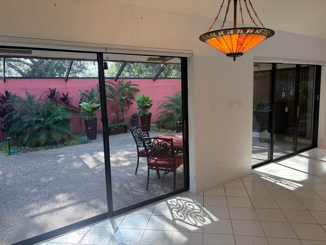 Building Photo - 21435 Campo Allegro Dr