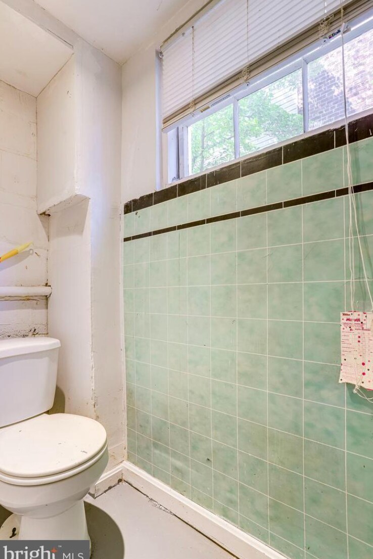 Building Photo - 1807 41st Pl SE