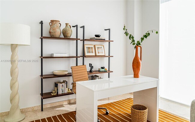 Building Photo - 88 SW 7th St