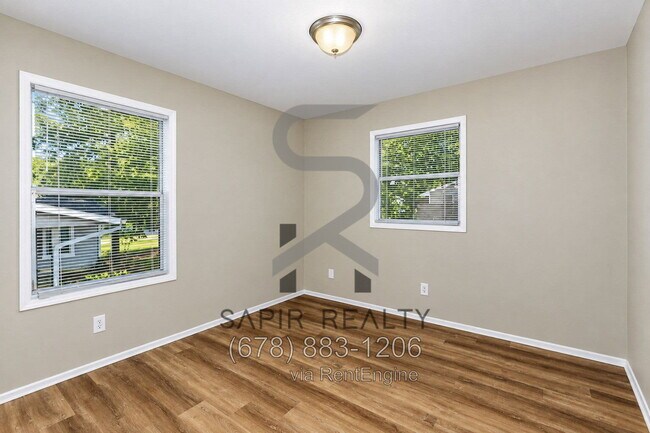 Building Photo - 5213 Heather Ln