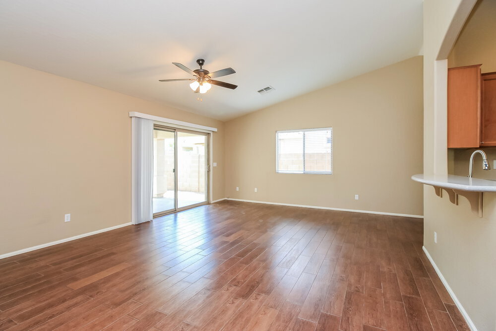 Building Photo - 2175 W Goldmine Mountain Dr