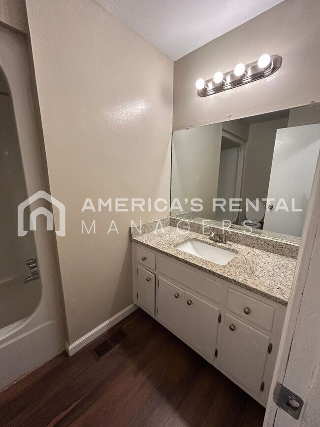 Building Photo - MOVE IN SPECIAL!!! - Home for rent in Pinson! Available to View Now! Sign a 13-month lease by 7/3...