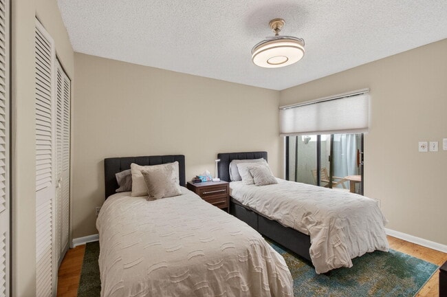 Building Photo - 7745 Stanway Pl