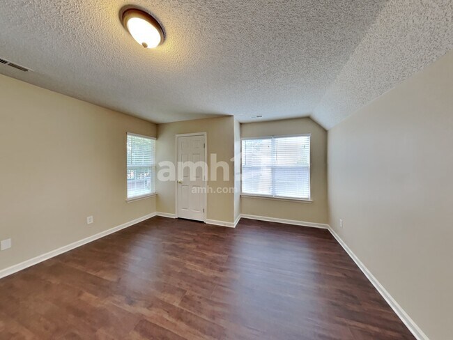 Building Photo - 6333 Goldenblush Cir